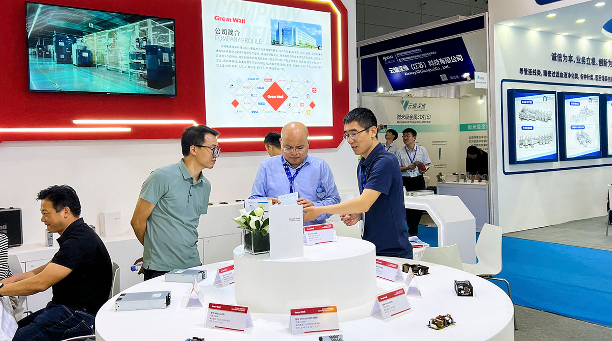 1b7c82b8104a4eefb9971421467c403a